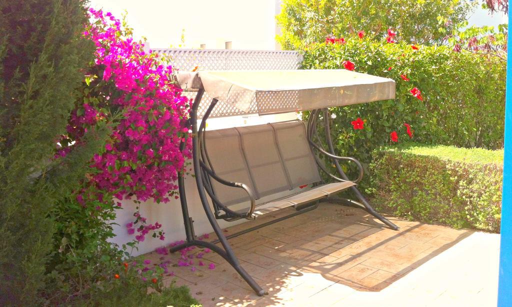 Latchi Beach Front Villa - Private Heated Pool - Amazing Uninterrupted Sea Views Polis المظهر الخارجي الصورة