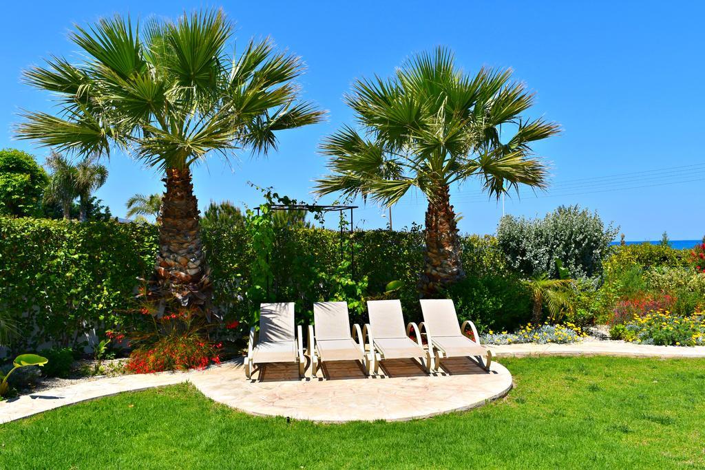 Latchi Beach Front Villa - Private Heated Pool - Amazing Uninterrupted Sea Views Polis المظهر الخارجي الصورة